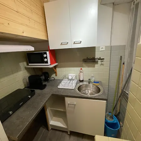 Le Petit Nid Douillet Apartment *